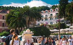 Heritage Hotel Park Hvar  4*